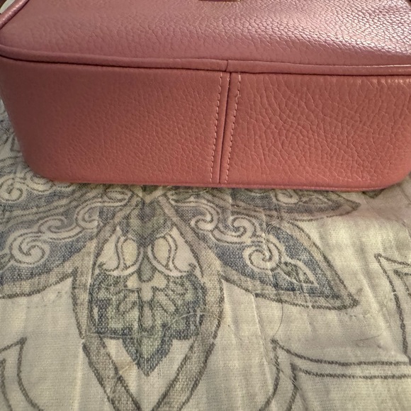 Coach Pink Leather Crossbody Bag with Adjustable Strap - Picture 5 of 7